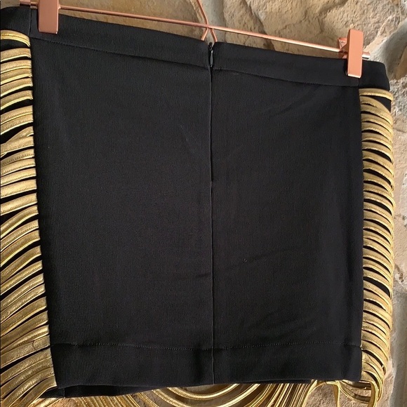 🍂 Ellison Gold & Black Band Skirt 🍂 - Picture 4 of 6